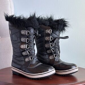 Sorel Black Kids Winter Boots with Fur Trim
